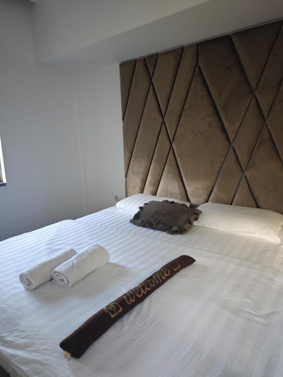 Hotel Boutique Artist Tirana Exterior foto