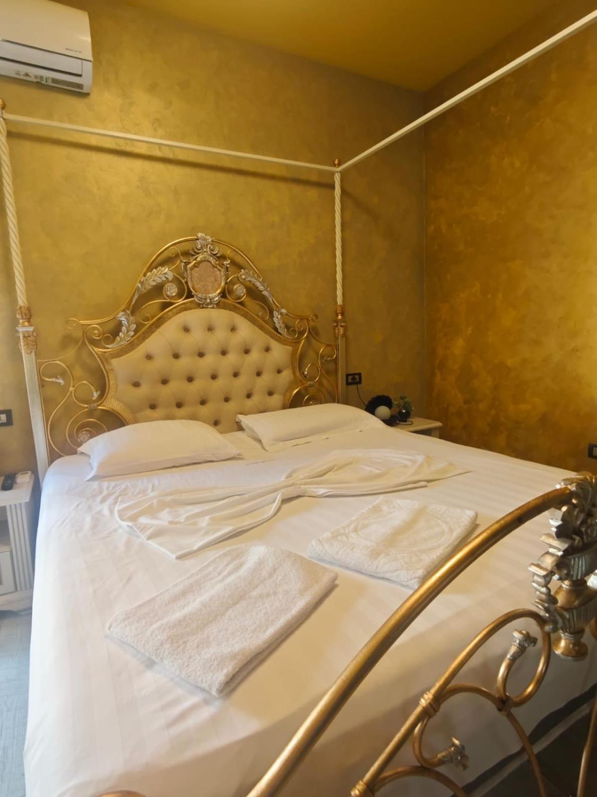 Hotel Boutique Artist Tirana Exterior foto